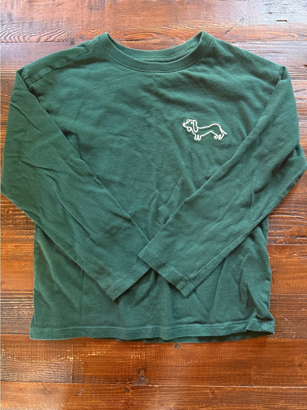 H&M Dark Green Long Sleeve Tee with White Dachshund Embroidery Sz 6/7